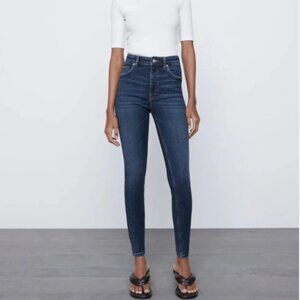 Zara High Rise Skinny Jeans Dark Blue Size 10